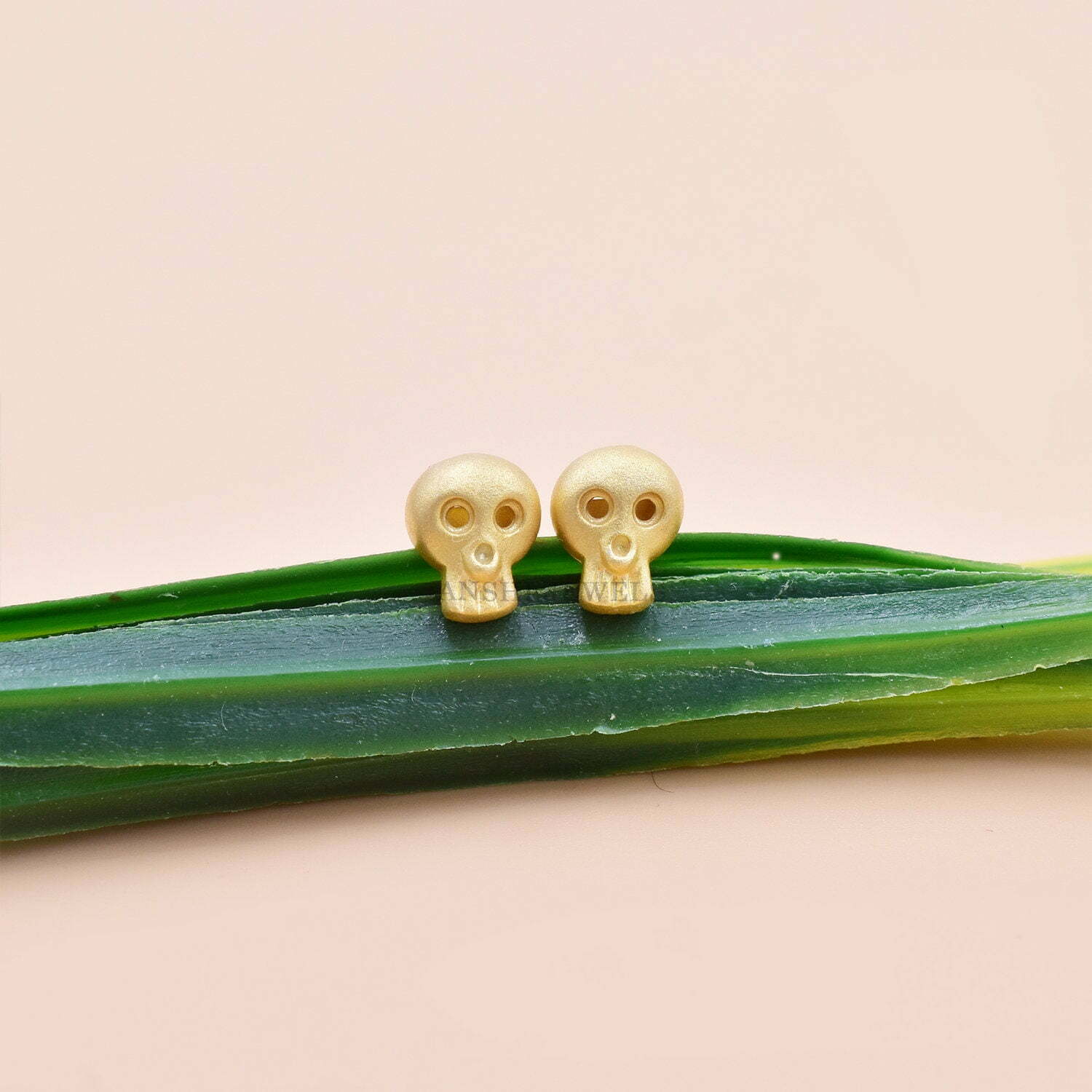 14K Yellow Gold Stud Earring, Gold Matte Finish Skull Stud Earring, Woman Wedding Stud Earring, Gift For Her Stud Earring Jewelry - Image 2