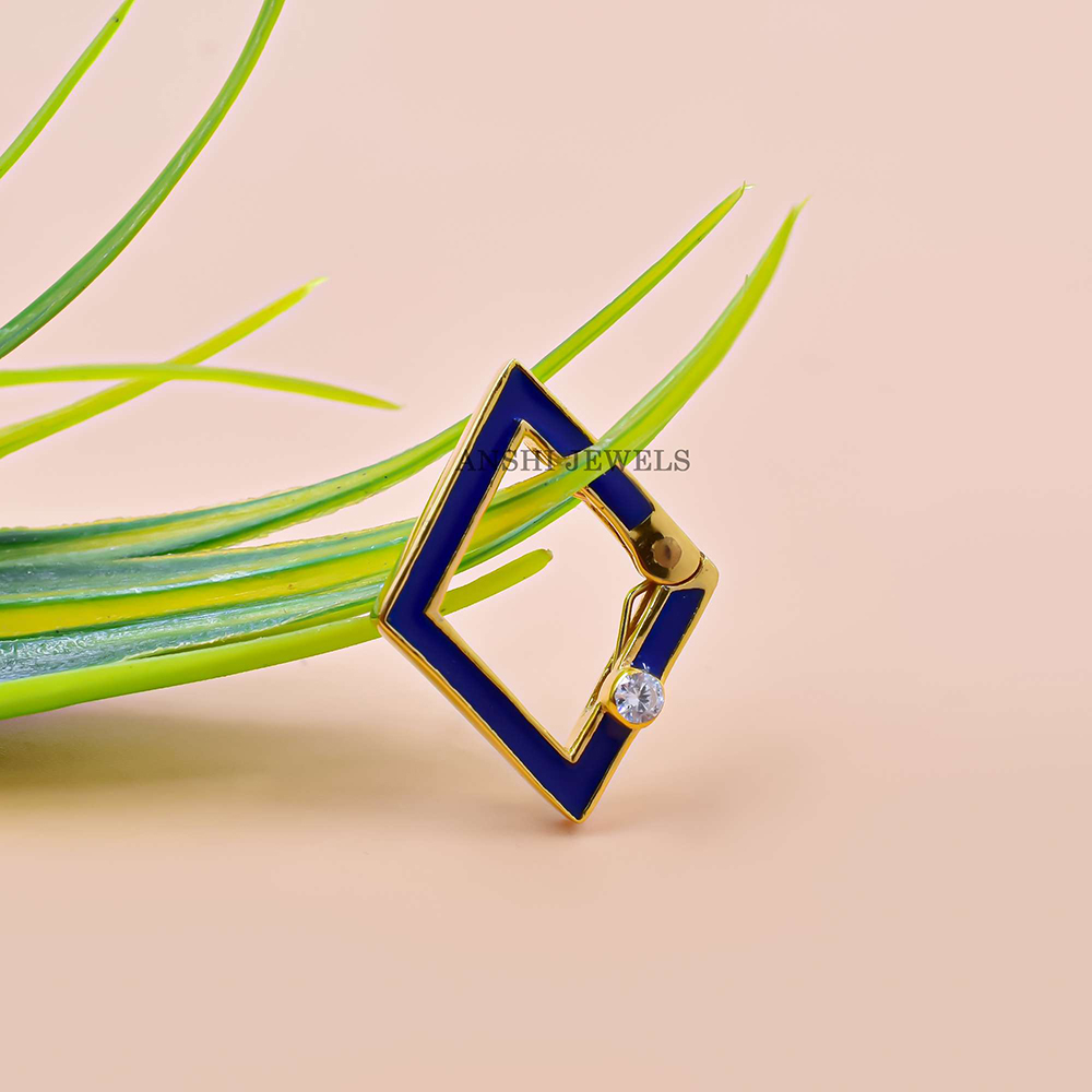 14K Yellow Gold Clasp Lock Moissanite Lozenge Enamel Jewelry