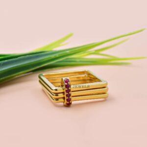 Square Three-Band Ring with Ruby Linked Connector In Sterling Slver